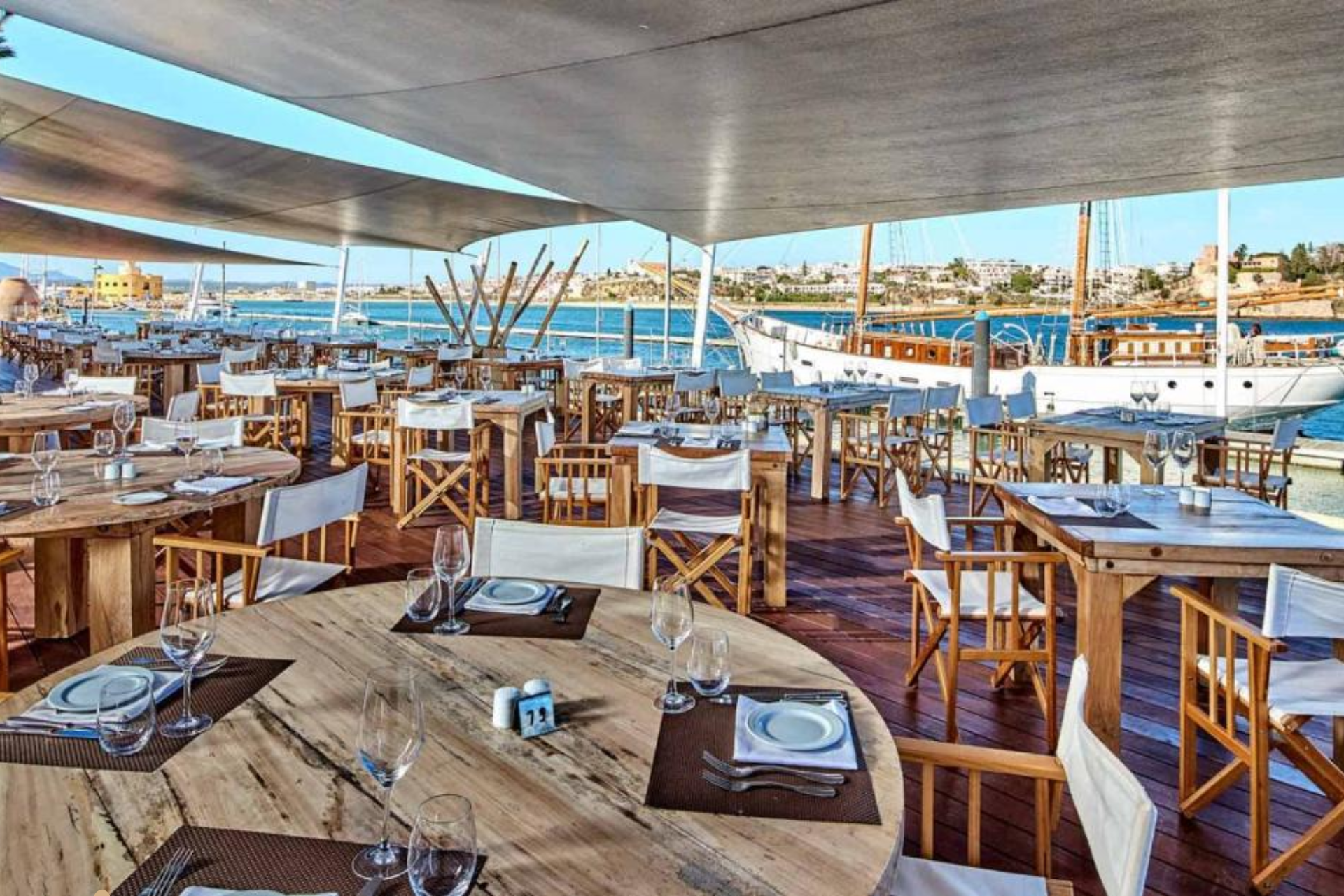 Guide to Eating in Vilamoura: Top Restaurants & Cafes