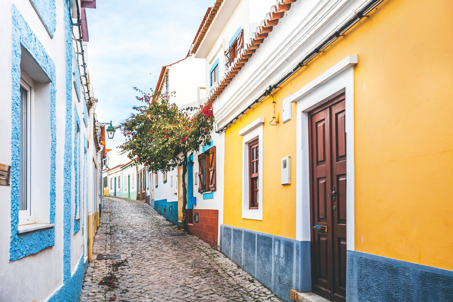 Explore Some of the Best Towns in the Algarve